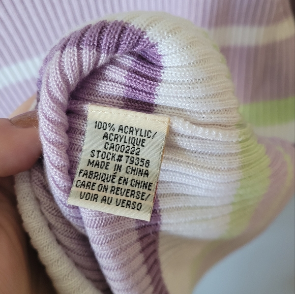 Pastel purple stripe ribbed top 90s tee - Picture 4 of 6